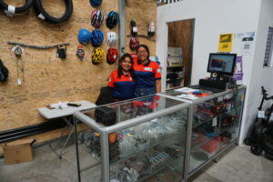 FIDESMA bike shop workers